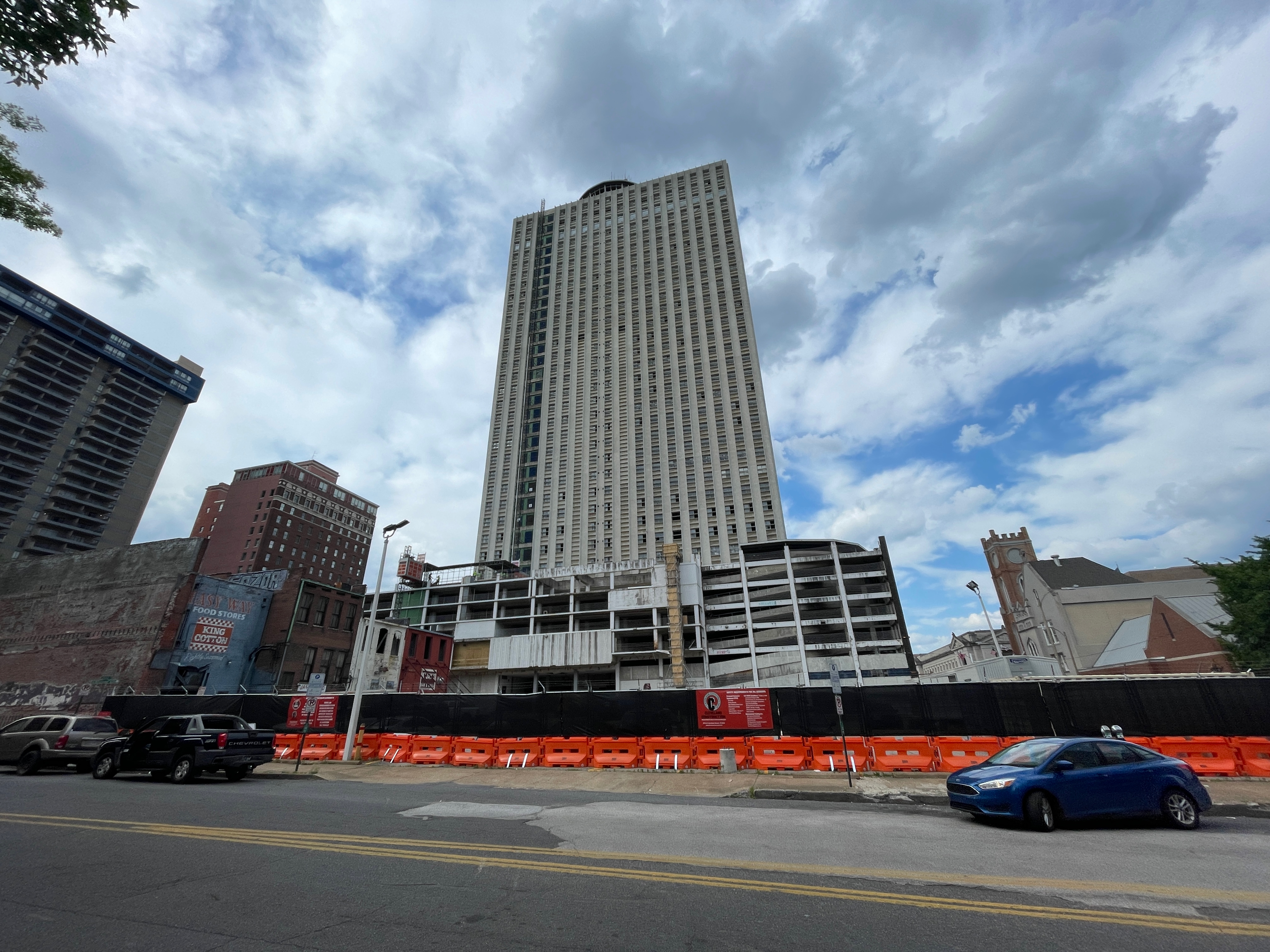 23 100N Exterior 1
