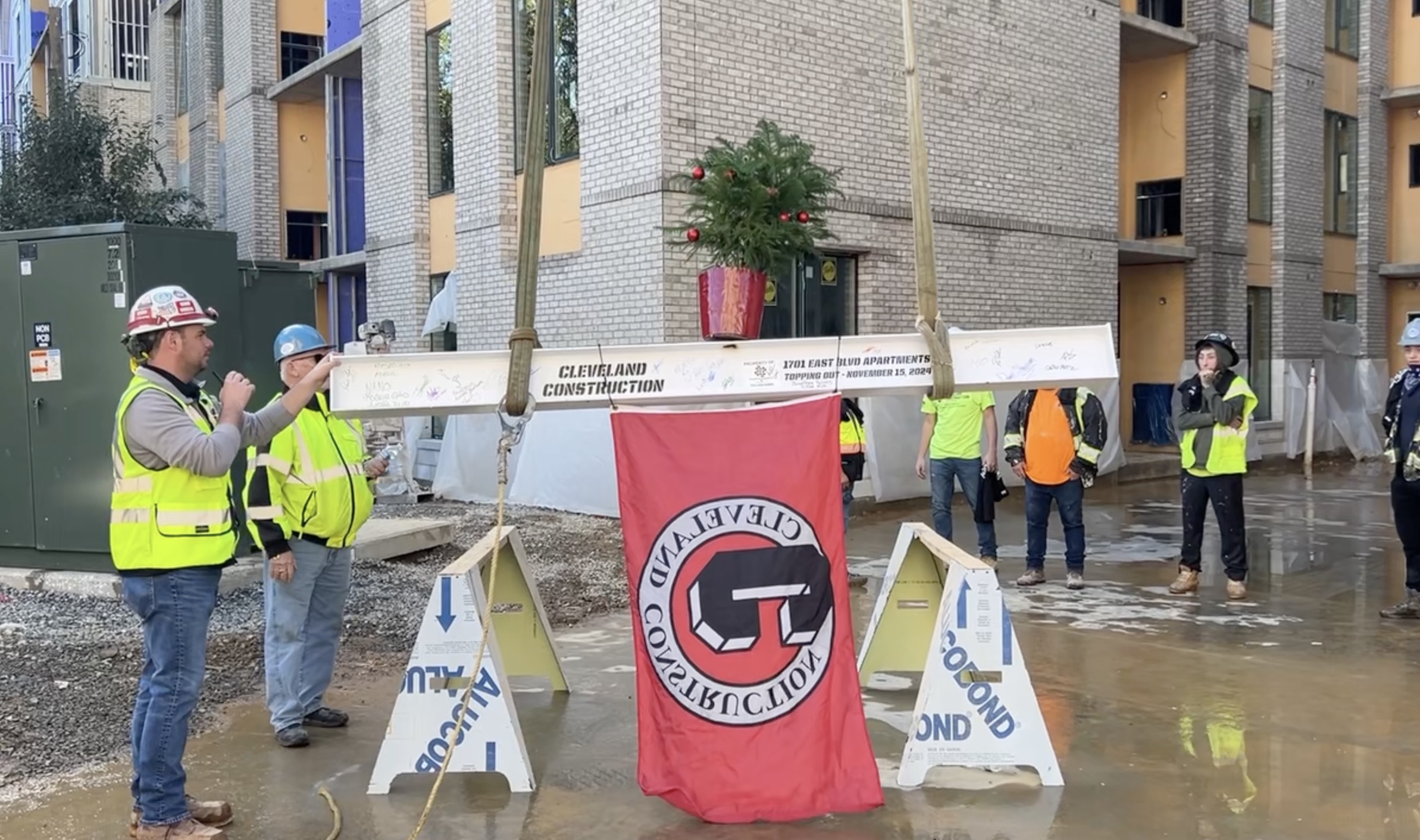 Cleveland Construction Celebrates Final Topping Out Milestone at 1701 East Blvd Apartments in Charlotte